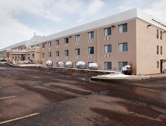 Super 8 By Wyndham Santa Fe Hotel Exterior foto